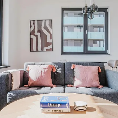 Blueground 3 New Build Free Parking Prg-38 Apartment